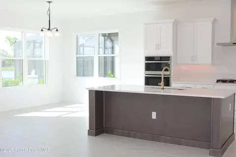 Kitchen - 2203 Edestus Dr, Melbourne, FL 32940 photo 3 of 4
