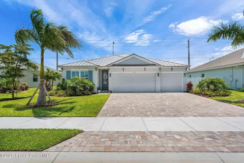 215 First Light Cir, Cocoa, FL 32922