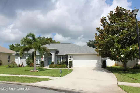 3455 Soft Breeze Cir, Melbourne, FL 32904