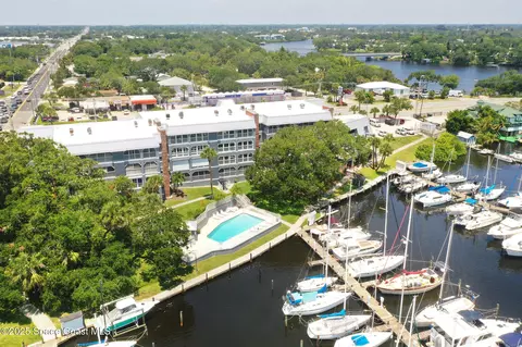 905 N Harbor City Blvd #403, Melbourne, FL 32935