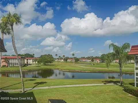 76 Royal Oak Dr #205, Vero Beach, FL 32962