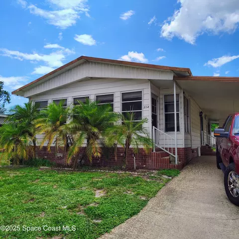 554 Jennifer Cir, Melbourne, FL 32904