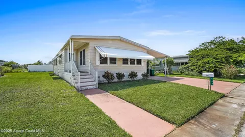 543 Ruth Cir, Melbourne, FL 32904