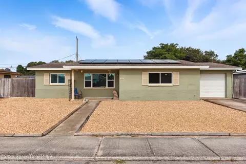 582 Croton Rd, Melbourne, FL 32935