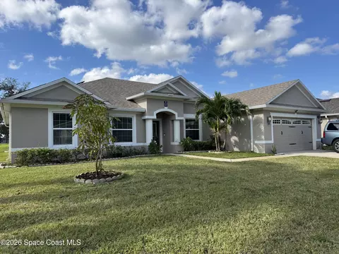 1121 Morgan Cir NE, Palm Bay, FL 32905