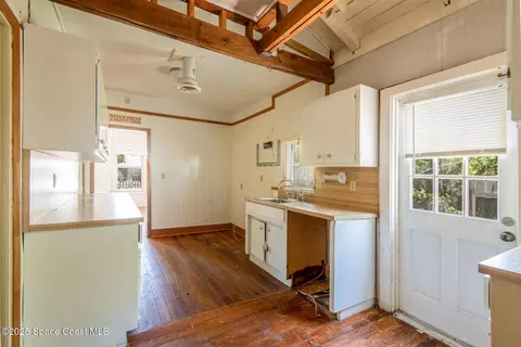 Kitchen - 2101 Vernon Pl, Melbourne, FL 32901 photo 1 of 2