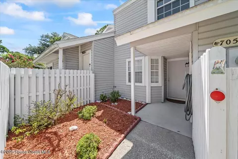 705 Players Ct, Melbourne, FL 32940 photo 1