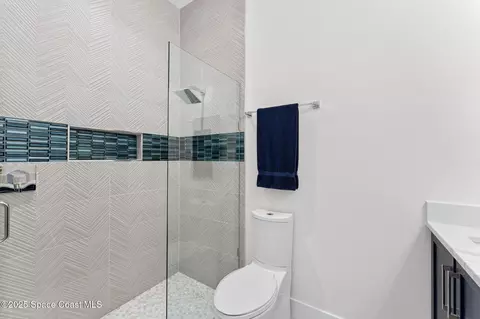 Bath - 1949 Rockledge Dr, Rockledge, FL 32955 photo 4 of 5