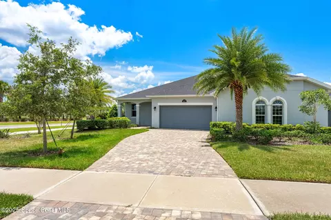 2607 Spur Dr, Melbourne, FL 32940 photo 1