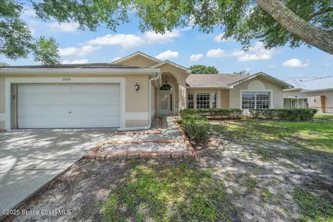 1320 Altamont Ave NE, Palm Bay, FL 32907