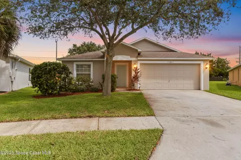 4022 Wilkes Dr, Melbourne, FL 32901