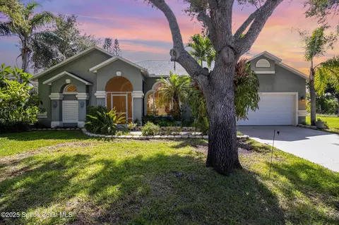 4998 Pine Lily Ct, Melbourne, FL 32940 photo 1