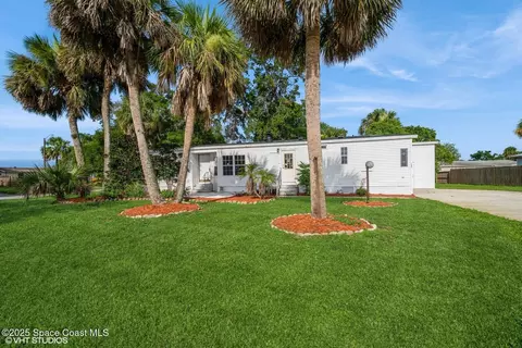 155 Vanguard Cir, Cocoa, FL 32926