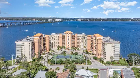 104 Riverside Dr #403, Cocoa, FL 32922
