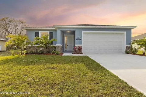 460 Grenadier Ave NW, Palm Bay, FL 32907