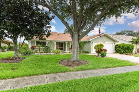 1355 Mayflower Ave, Melbourne, FL 32940