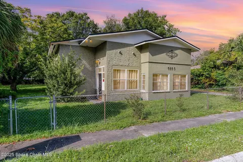 1615 Violet Ave, Titusville, FL 32796