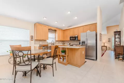 Kitchen - 6939 Mcgrady Dr, Melbourne, FL 32940 photo 1 of 2