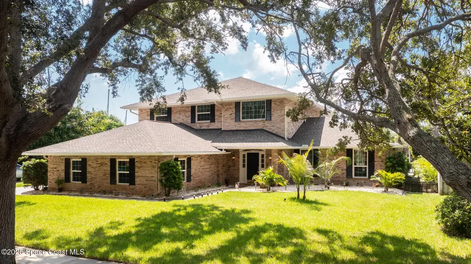 Exterior - 138 Windward Way, Indian Harbour Beach, FL 32937 photo 3 of 8