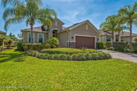 7447 Bluemink Ln, Melbourne, FL 32940