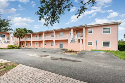 2097 Hidden Grove Ln #209, Merritt Island, FL 32953