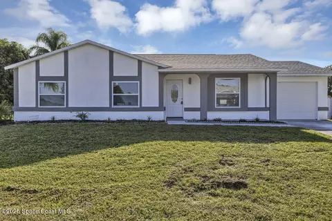 1099 Dusseldorf Ave NW, Palm Bay, FL 32907