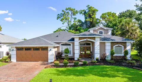 663 Sheridan Woods Dr, Melbourne, FL 32904
