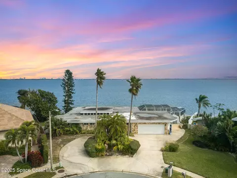 1775 E Riviera Dr, Merritt Island, FL 32952