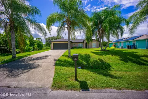 1790 Ashcroft St NW, Palm Bay, FL 32907