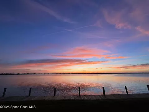 250 S Sykes Creek Pkwy #B109, Merritt Island, FL 32952