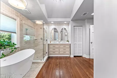 Bath - 121 Circle Dr, Cocoa, FL 32922 photo 14 of 16