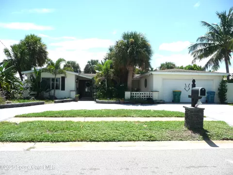 428 Penguin Dr, Satellite Beach, FL 32937