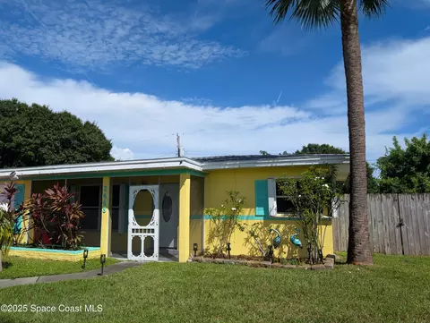 2448 Delaware Dr, Melbourne, FL 32935