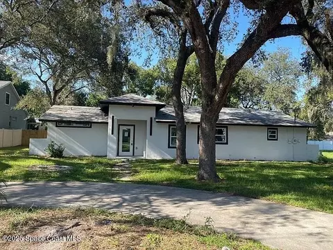 1905 S Village Ave, Tampa, FL 33611