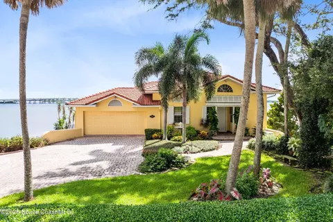 2636 N Indian River Dr, Cocoa, FL 32922