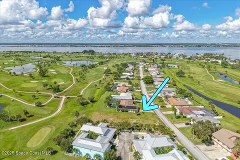 10 Fairway Dr, Cocoa Beach, FL 32931