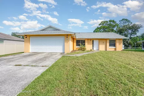 1867 Cyclone St NW, Palm Bay, FL 32907