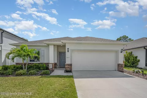 917 Covington Ct, Rockledge, FL 32955