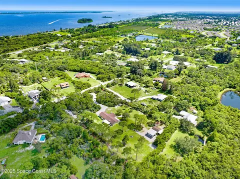 View/Area - 6570 Whispering Pines Ln, Grant, FL 32949 photo 13 of 16