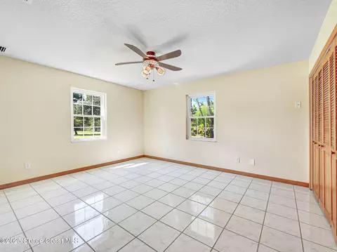 Bedroom - 6570 Whispering Pines Ln, Grant, FL 32949 photo 1 of 2