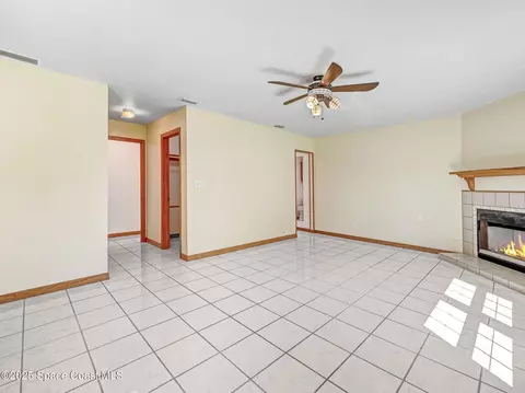 Living - 6570 Whispering Pines Ln, Grant, FL 32949 photo 8 of 10