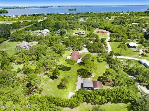 View/Area - 6570 Whispering Pines Ln, Grant, FL 32949 photo 14 of 16
