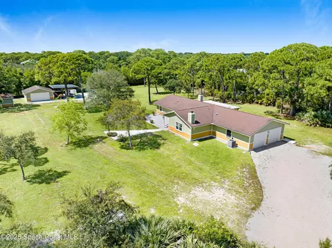 View/Area - 6570 Whispering Pines Ln, Grant, FL 32949 photo 7 of 16