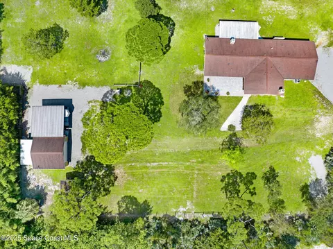 View/Area - 6570 Whispering Pines Ln, Grant, FL 32949 photo 4 of 16