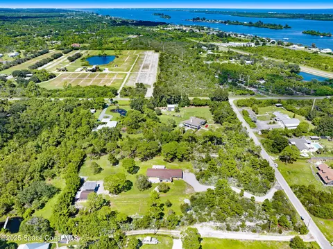 View/Area - 6570 Whispering Pines Ln, Grant, FL 32949 photo 10 of 16