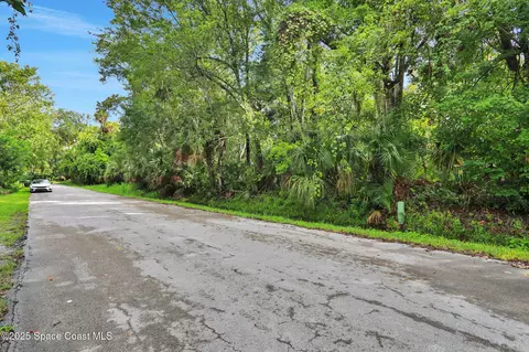 711 Tennessee Ter, Ormond Beach, FL 32174