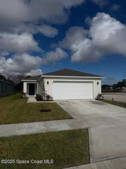 551 SW Richmond Cir, Palm Bay, FL 32908
