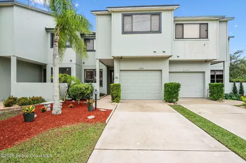 2293 Heritage Dr, Titusville, FL 32780