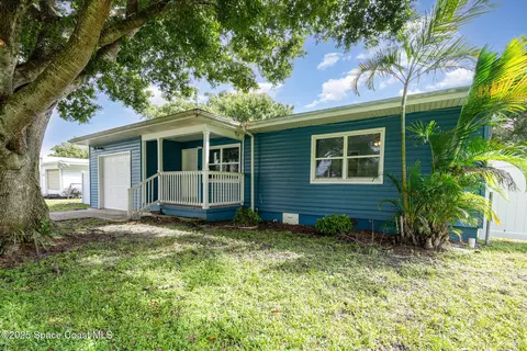 190 Stephenson Dr NE, Melbourne, FL 32904
