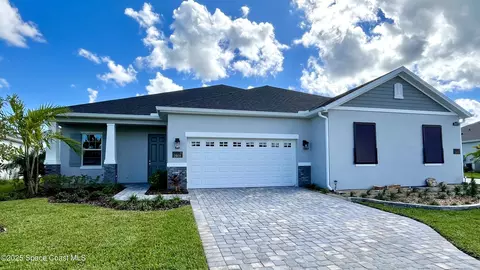 2908 Pangea Cir, Melbourne, FL 32940